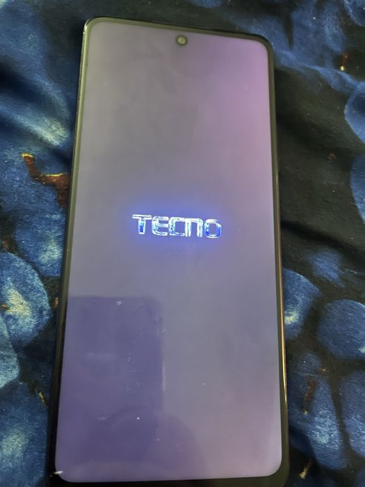 Продам телефон срочно