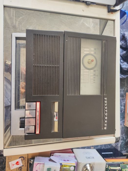 Магнетофон telefunken 300