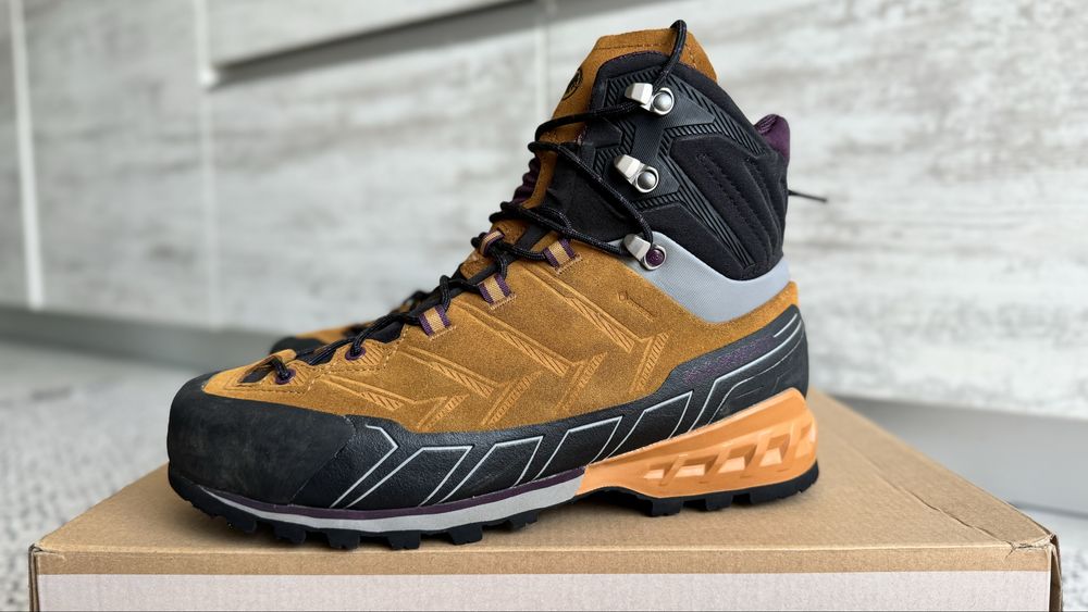 Туристически трисезонни обувки Mammut