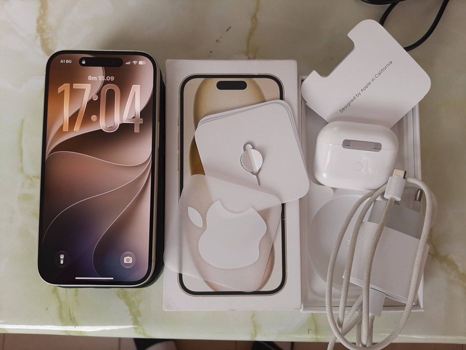 iPhone 15 + 2 бр. слушалки & джойстик (стара цена: 420€)