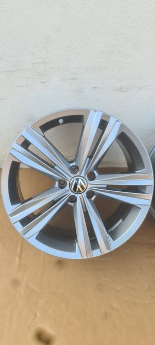 Jante r 19 originale vw touareg 3 ,tiguan allspace