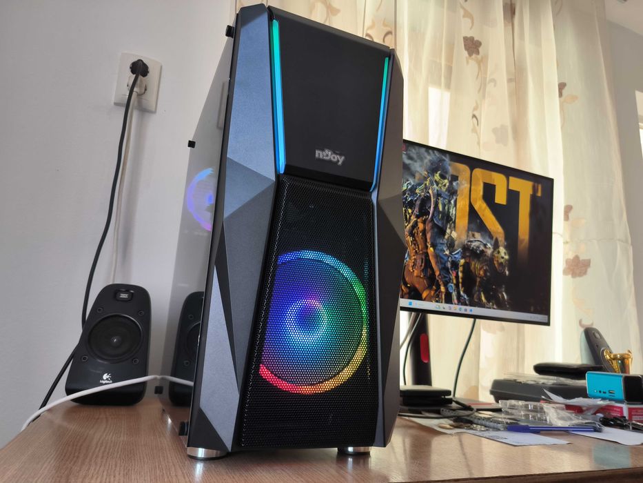Unitate PC GAMING i7 8700 4.6Ghz/16GB DDR4/RX5700 8GB GDDR6/SSD M2 256GB/HDD 2TB