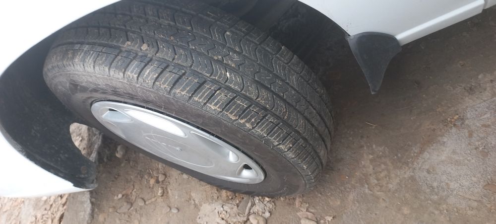 Нексия 1.6 тезда сотилади