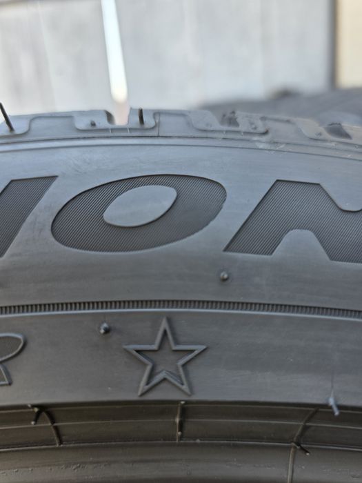 Vând patru anvelope de iarna pirelli 315 35 22/ 275 40 22dot 0823
