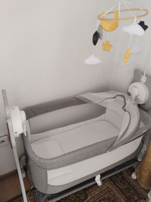 Электрнный манеж новый