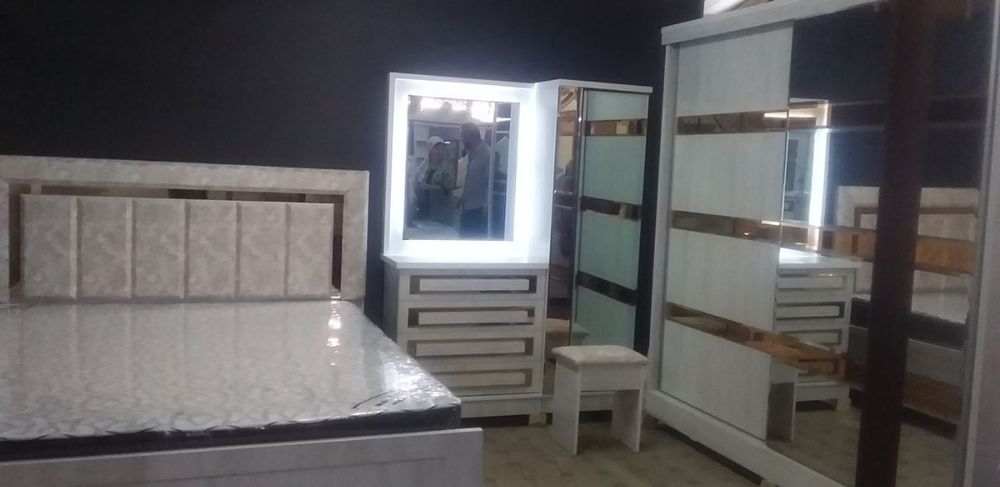 спальни мебель молочный