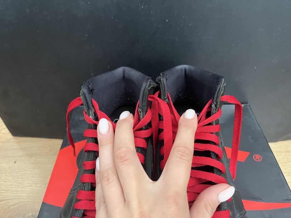 Nike air jordan 1 retro high og black satin