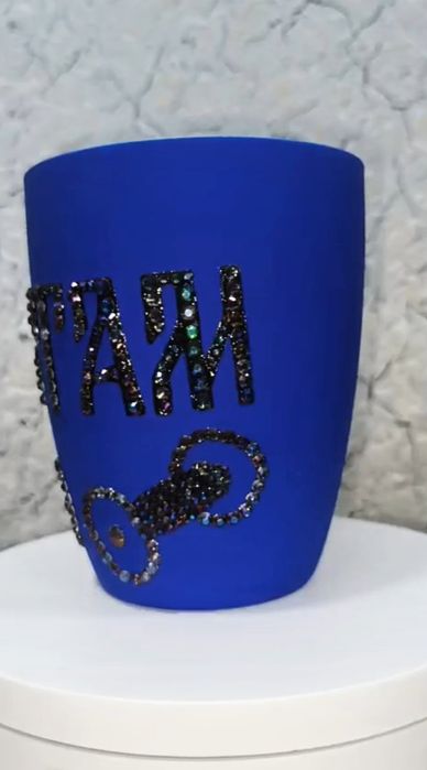 Кружки со стразами. Ручная работа