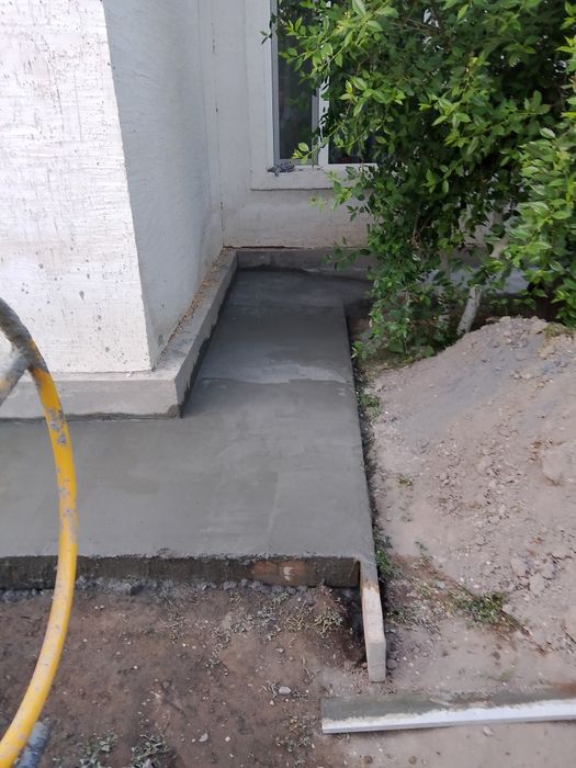 Отмостка и фундамент