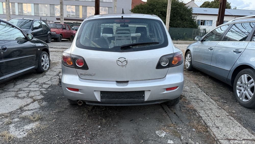 MAZDA 3 2006 — imagine 2