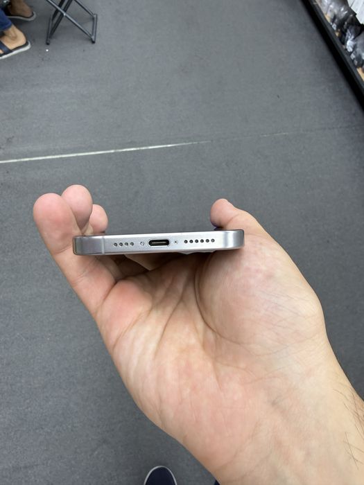 iPhone 15 pro max 256gb