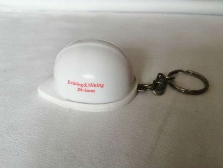 Открывашка сувенирная каски