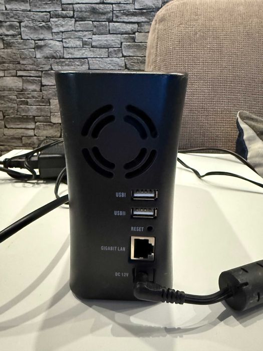 Vând NAS Allnet all6260 cu HDD 500GB network storage