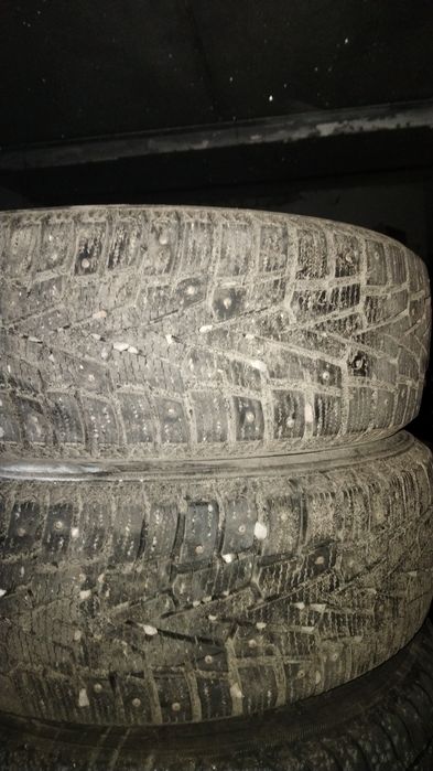 Продам резина с камерами.