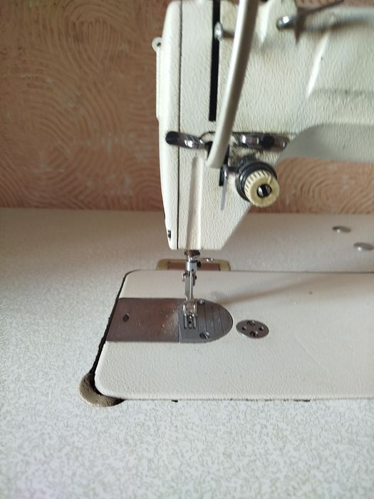 Тугри чок маторлиси тикиш машинкаси