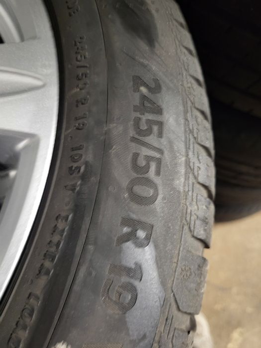 4 бр зимни 245/50/19 Continental RFT