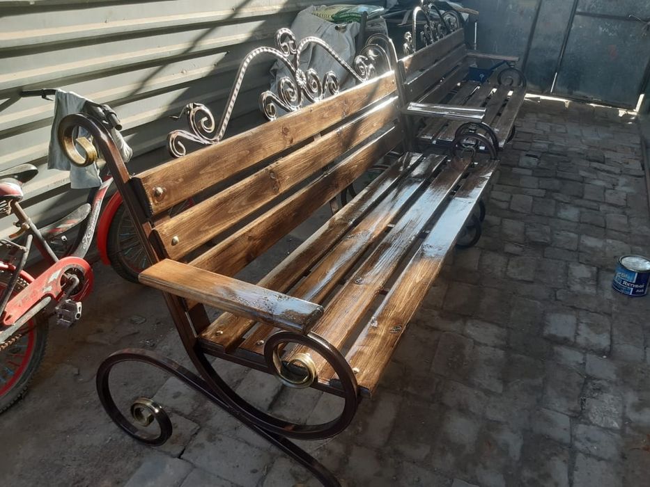 Качели и скамейки