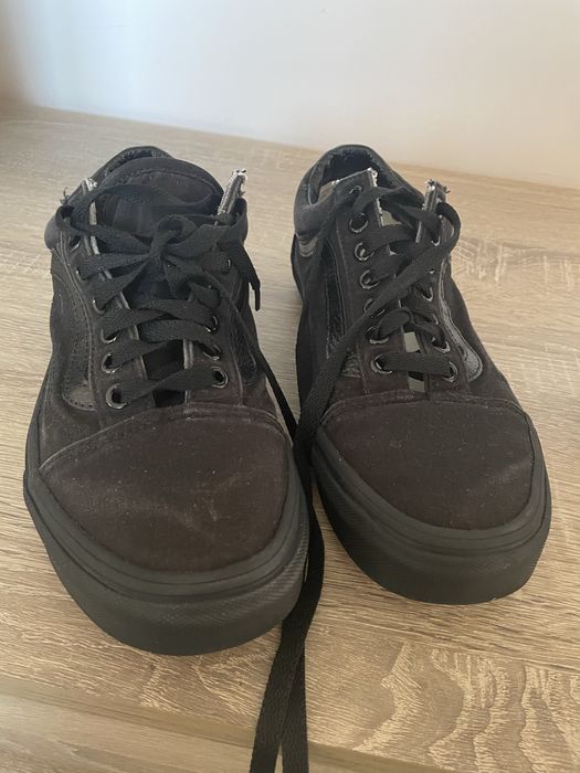 Обувки Vans off the wall