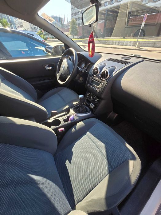 Nissan Qashqai 2012г