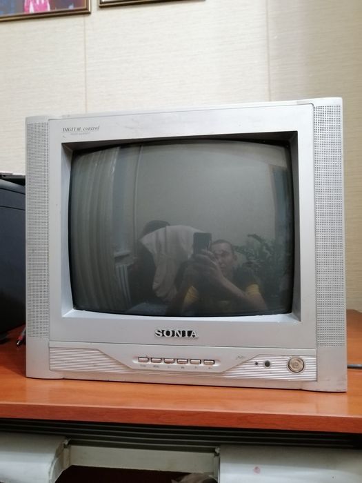 Продам Телевизор  SONIA в хорошем состоянии