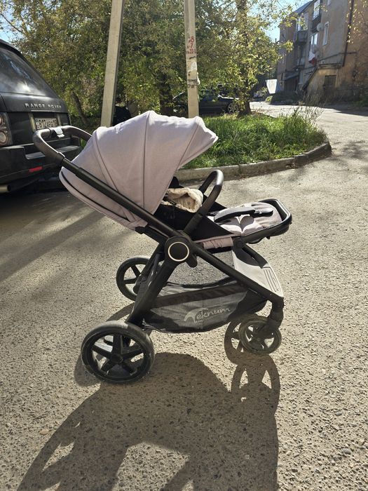 Продаётся коляска в хорошем состоянии.