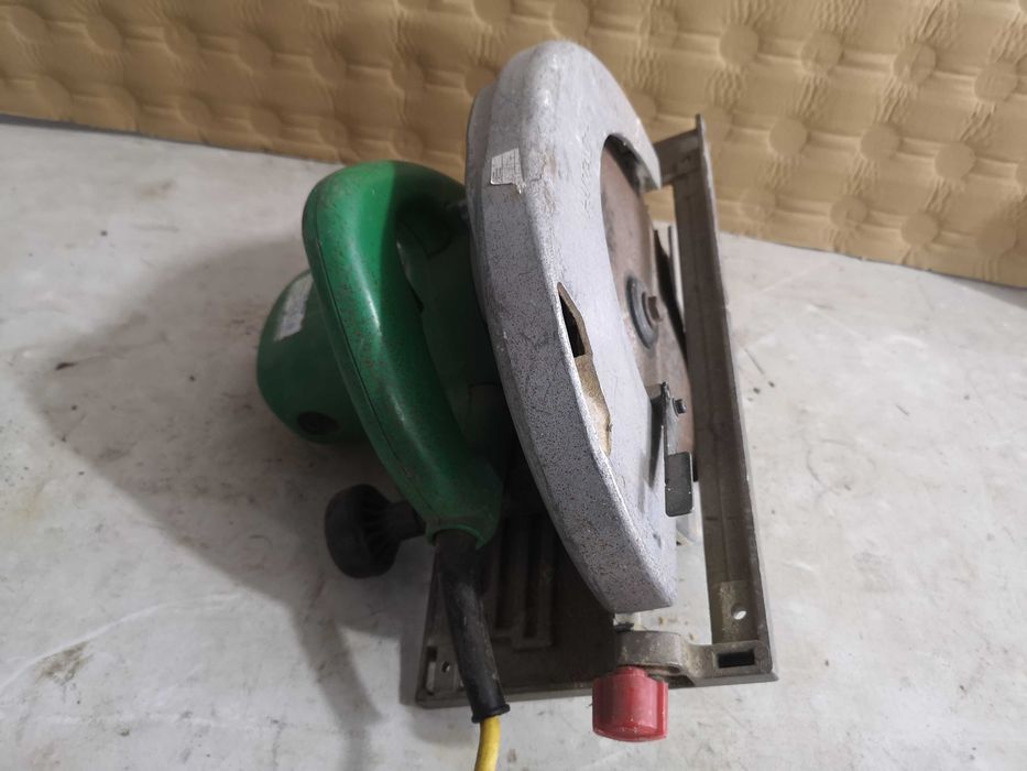 Ръчен циркуляр - Hitachi 1670W \ 110V