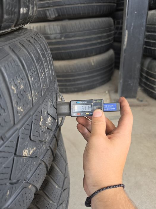4 Броя 235/45/18 Pirelli 2x6,2mm 2x5mm
