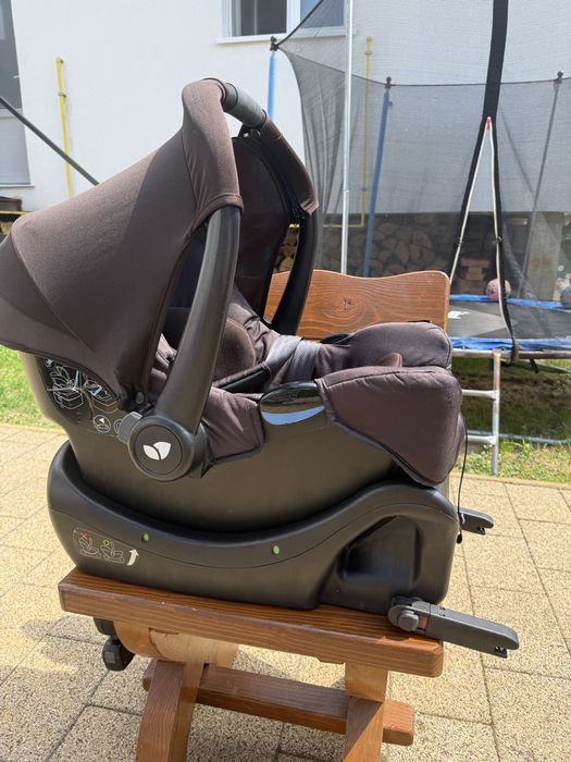 Scoica auto Joie cu isofix