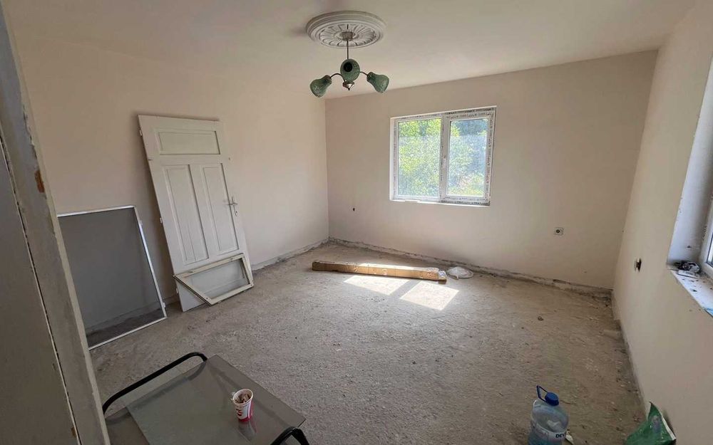 Продава се Къща в Търговище, Център - 80 кв.м за 383 €/кв.м - Снимка #2