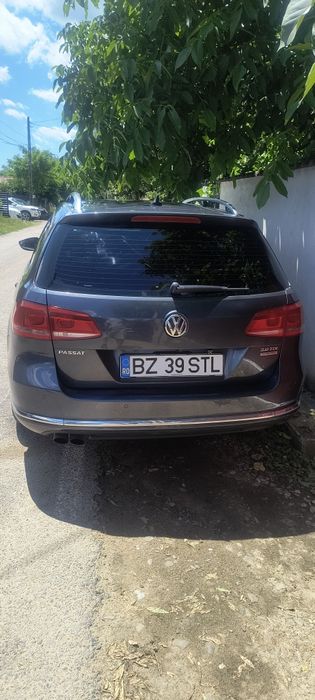 VOLKSWAGEN Passat 2012 — imagine 3