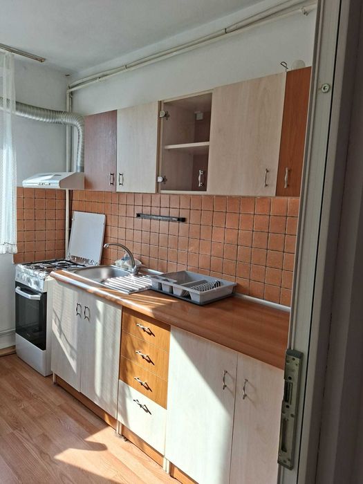 Apartament de închiriat