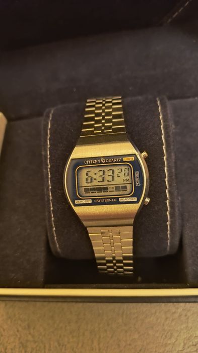 Citizen Quartz Crystron