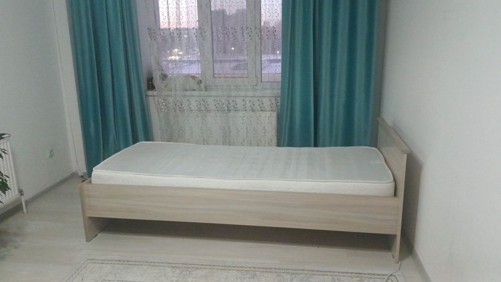 Кровать+матрас чистый