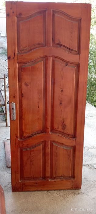 Katyol, radiator, eshik sotiladi