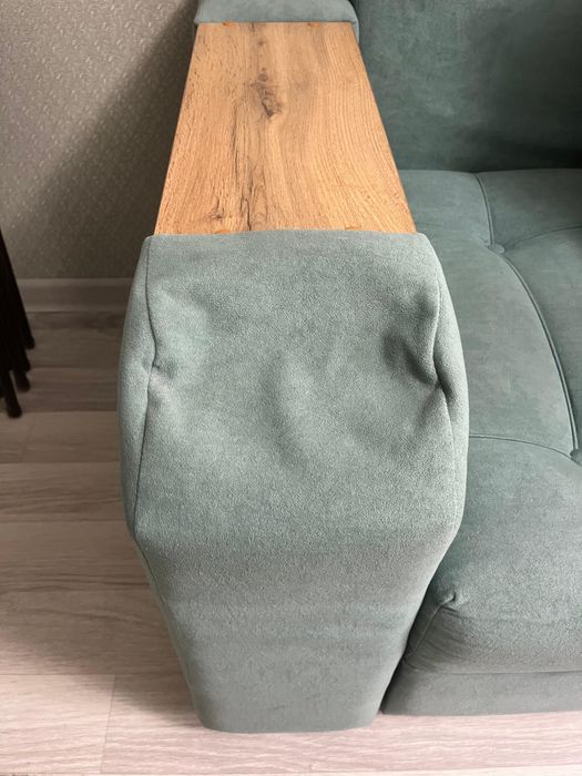 Диван б/у продается срочно