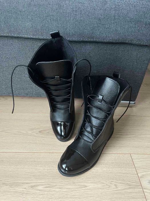 Дамски боти - 50 лв. и чанта - 20 лв.