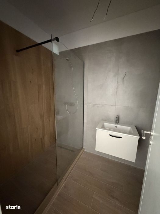 Apartament prima linie la lac in complex rezidential cu piscina | Nata