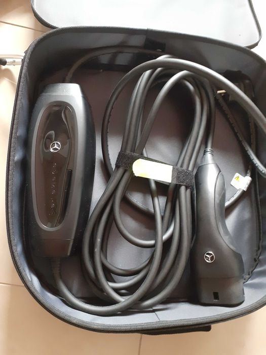 Statie incarcare portabila,incarcator masini electrice,hibrid MERCEDES