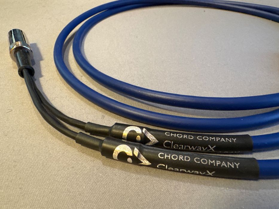 Chord ClearwayX 5DIN to 2RCA analog cable