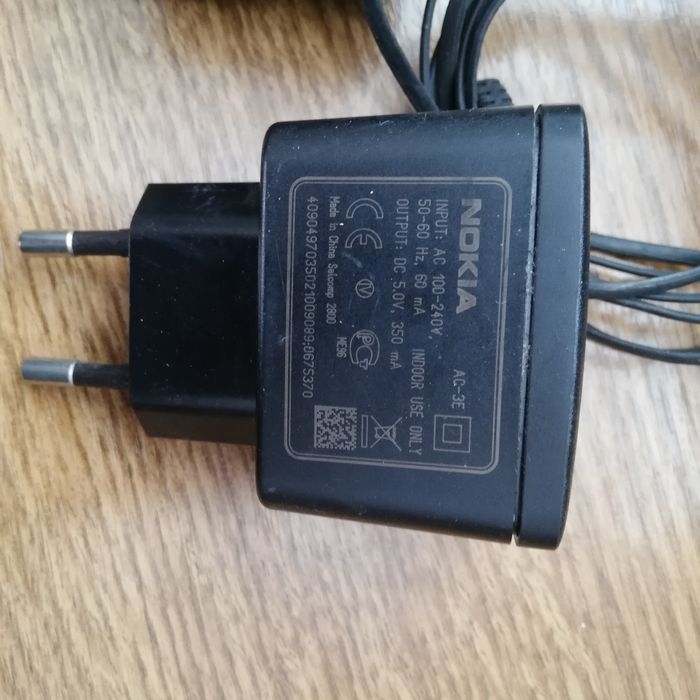Оригинално зарядно за Nokia налични тънка, дебела и USB букса