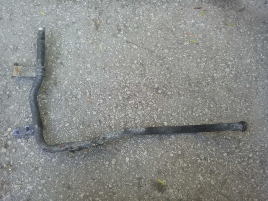 Продавам авточасти за Мазда 323 F 1.6 98 К.с