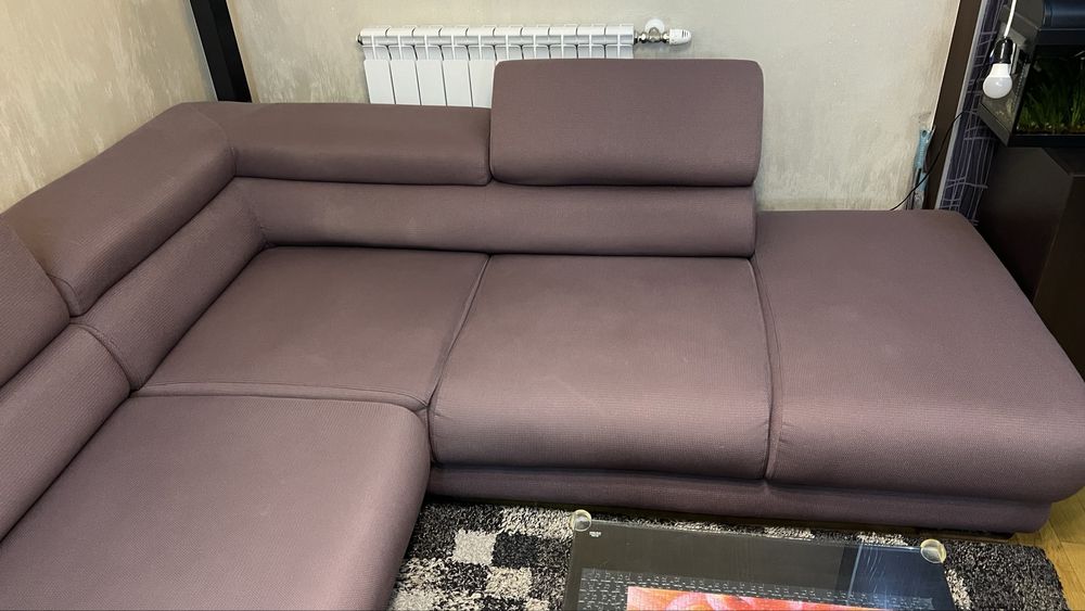 Ъглов диван с релакс функция