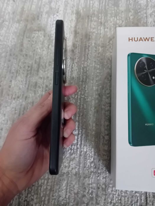 Huawei nova 12 i