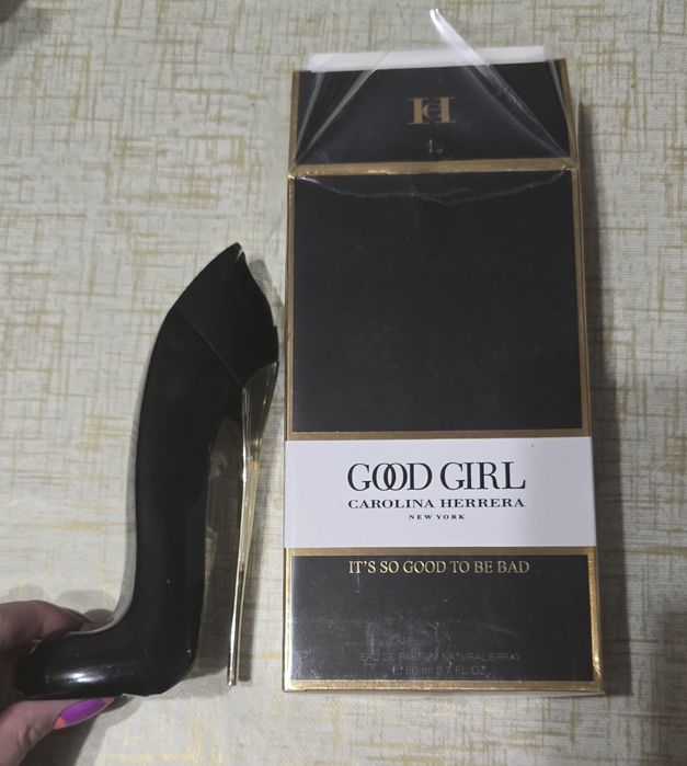 Продавам Дамски Парфюми.