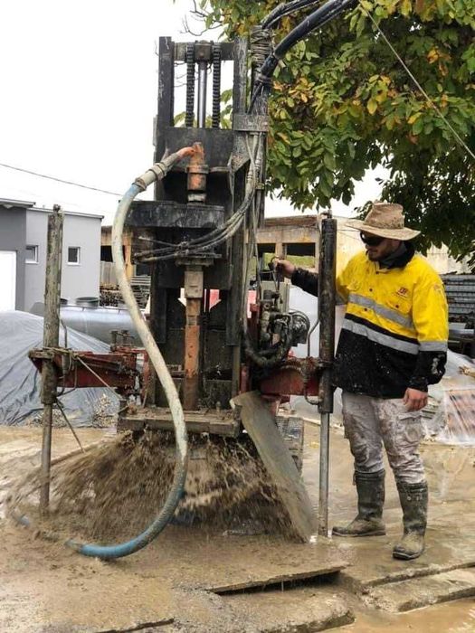 Сондажи за вода.Сондажни услуги.Сондажи
