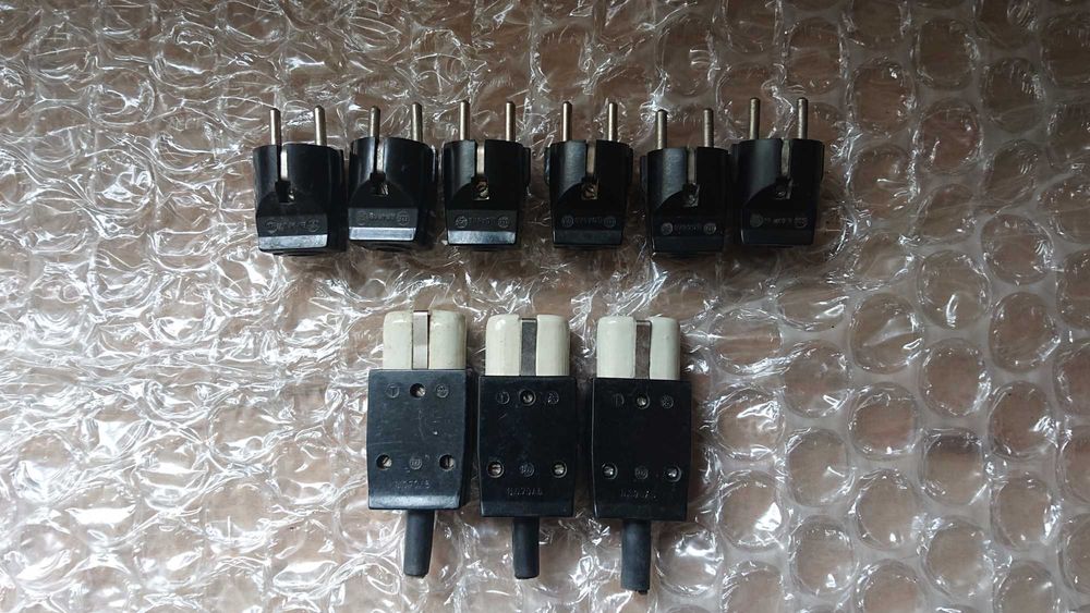 Нови старо производство щекери и щепсели.