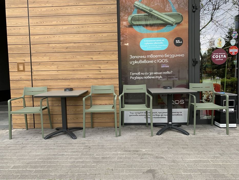 Маси и столове JYSK подходящи за гранида