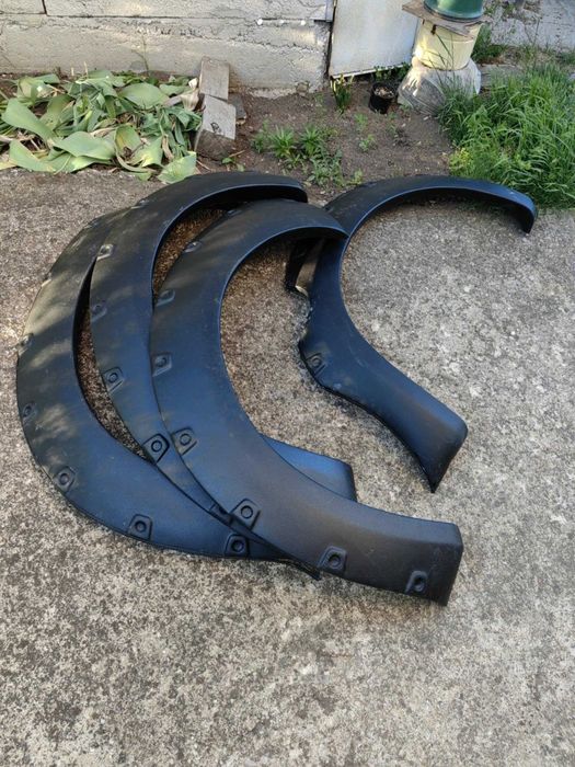 Раширители раздувки за калници за Нисан Навараd40