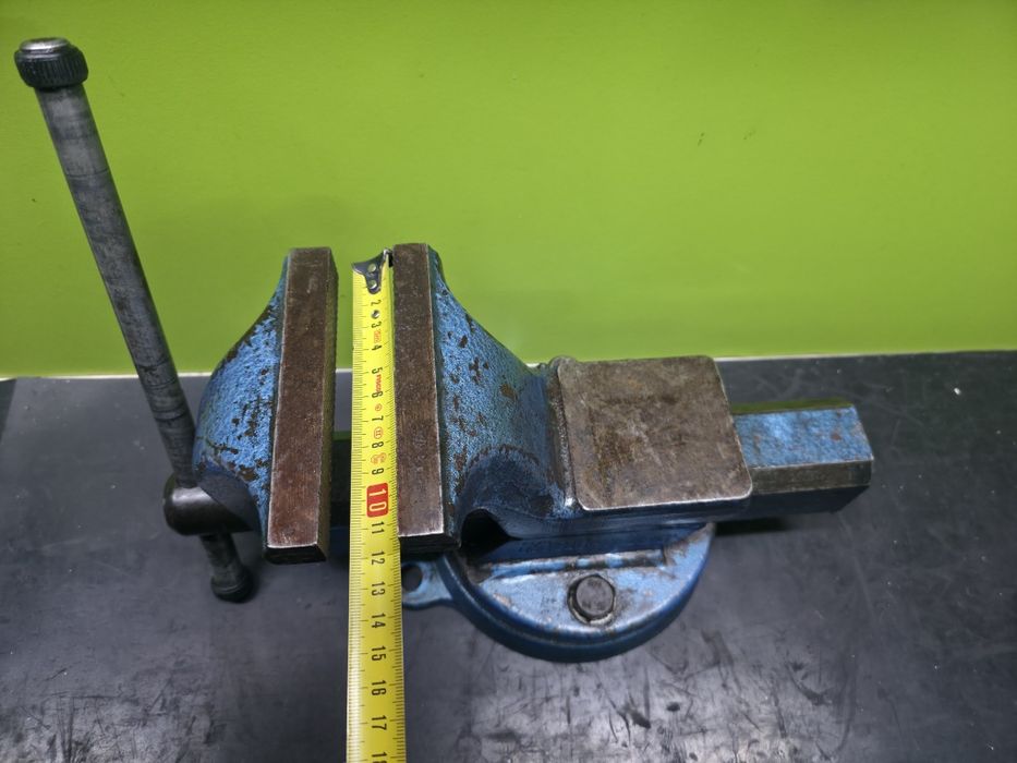 Немско метално въртящо менгеме Ridgid Matador