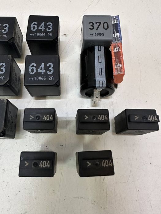 Releu relee siguranța sigurante bujii Audi A4 B7 B8 A5 A6 C6